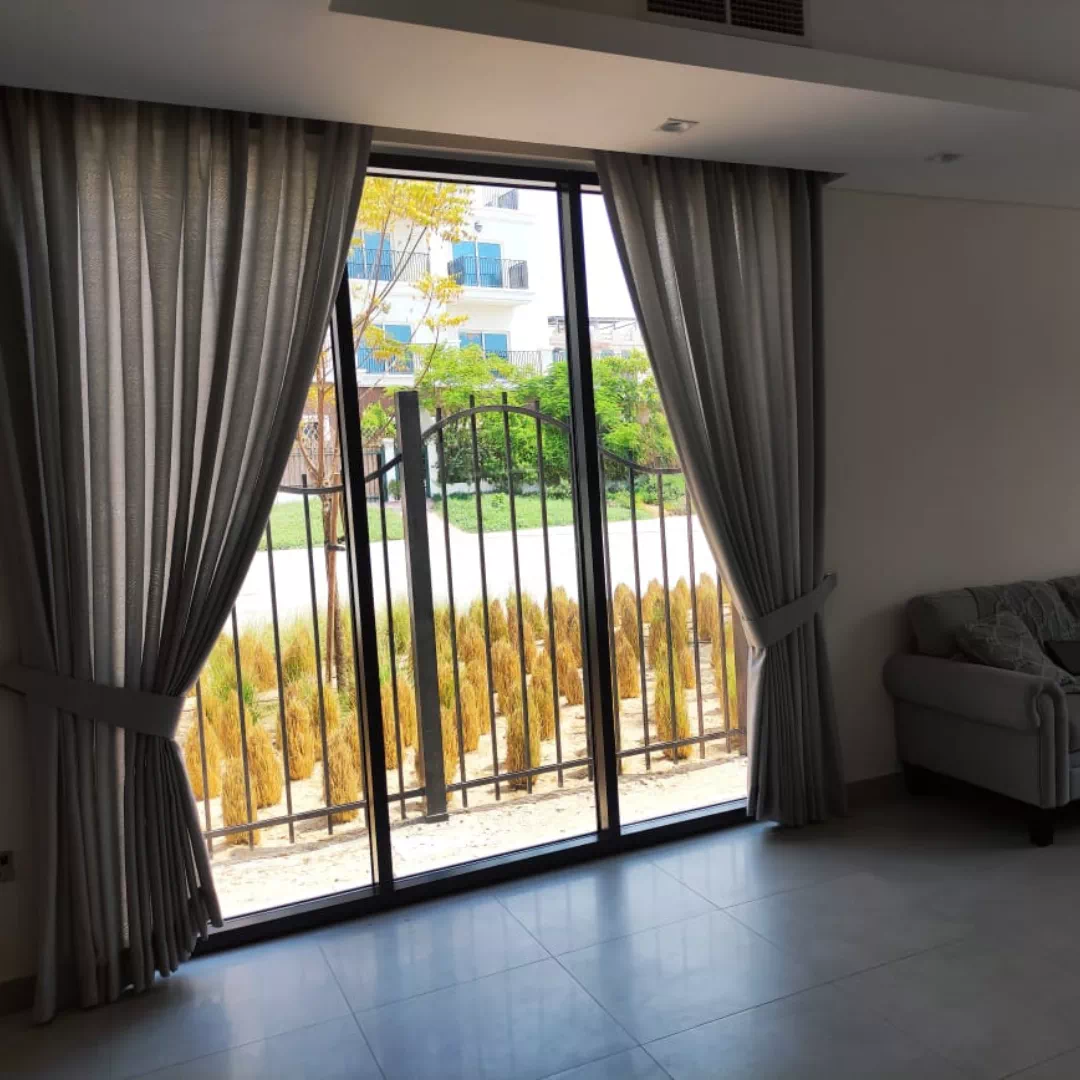 Standard Curtains